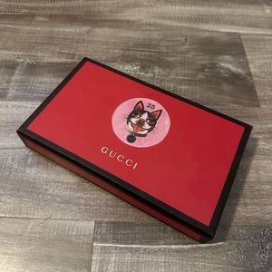 Gucci red envelope